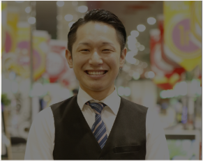 店長 伊勢本 陵